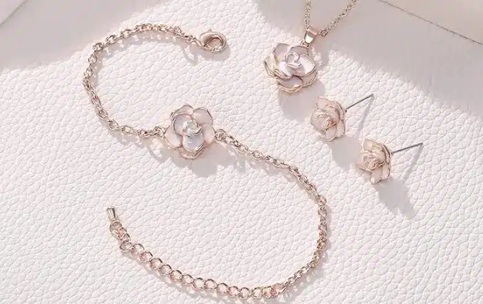 bijou hypoallergénique