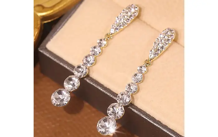 boucles longues et raffinées cristal